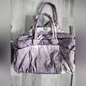 Best 25 Deals for Lululemon Duffle Bag Poshmark
